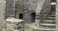 /album/fotogalerie-jenstejn-vodni-hrad-a-zricenina/zricenina-hradu-jenstejn-jpg/